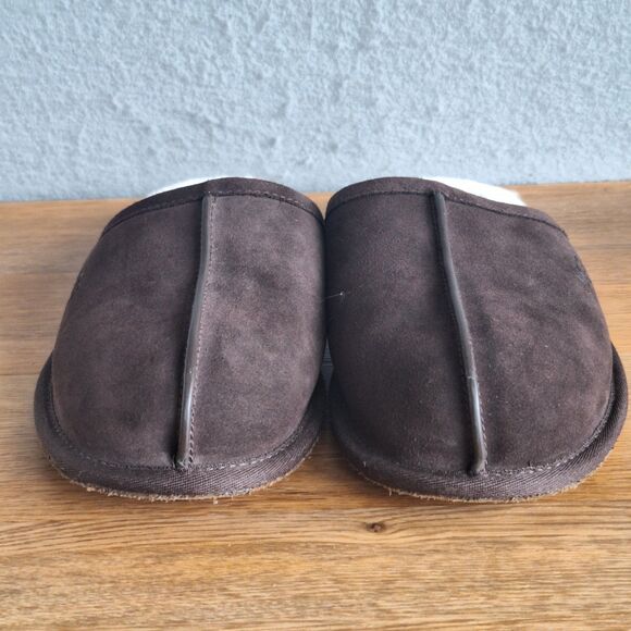 UGG Scuff Slippers Men’s 9 Espresso Suede Sheepskin Wool Lined EU 42